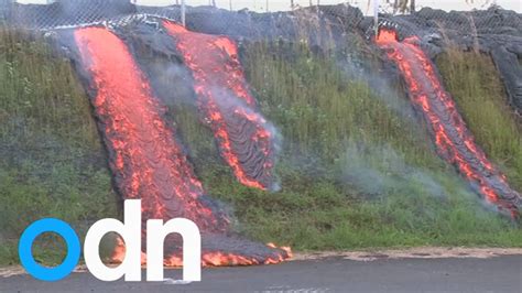 Incredible Footage Shows Lava Flow Sweeping Across Hawaiis Big Island