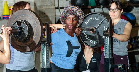 Women Powerlifting Competition Crossfit Photos 2017