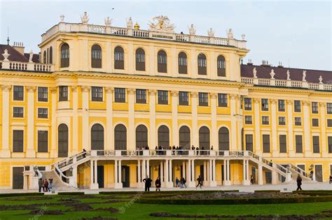Premium Photo Schonbrunn Palace Vienna Austria