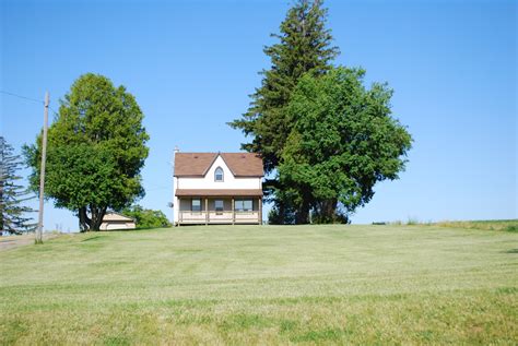 House On A Hill Free Stock Photo Public Domain Pictures