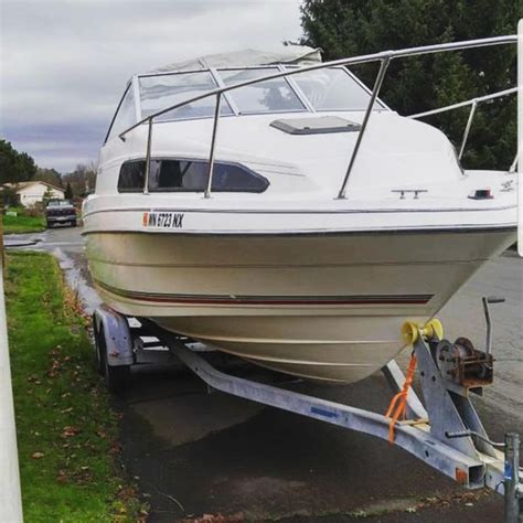 There are a variety of cuddy cabins which are both affordable and spunky while out on the water. 1992 Bayliner (2252 Weekender) 22 foot Cabin Cruiser for ...