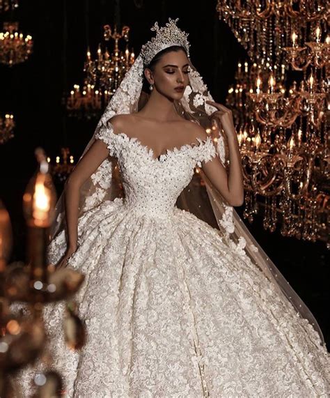 Just Imagining Myself In This Dress Omg Wow Stunning Wedding Dresses