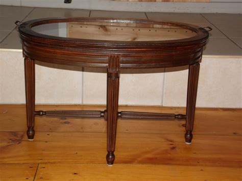 The italian design is enriched by the refined details and contrast offered by the hand carved to create. Vintage Federal Mahogany Oval Tea Table Butler's Coffee ...