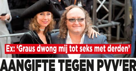 Graus is in ieder geval strijdvaardig en wenst een onderzoek van de tweede kamer naar zijn onkostenvergoeding. Dion Gaus: ,,Ze is aan het doordraaien!" - Ditjes & Datjes