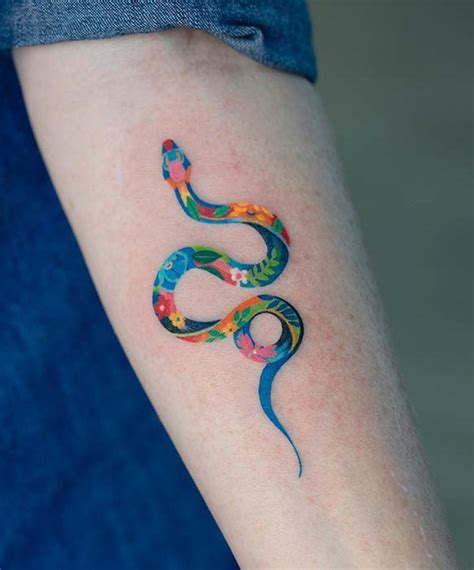43 Bold And Badass Snake Tattoo Ideas For Women Stayglam Stayglam