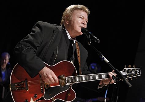 Country Star Guitar Virtuso Roy Clark Dies At Age 85