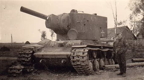Kv2 Heavy Tank Captured By The Germans World War Photos