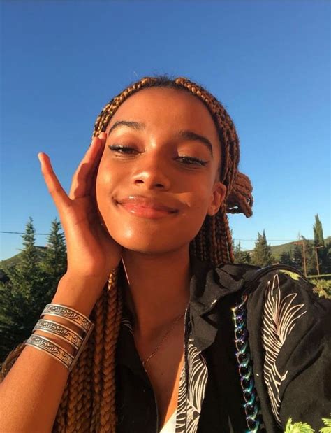 Pin By Luana On Smeuk In 2020 Light Skin Girls Black Girl Aesthetic Pretty Black Girls