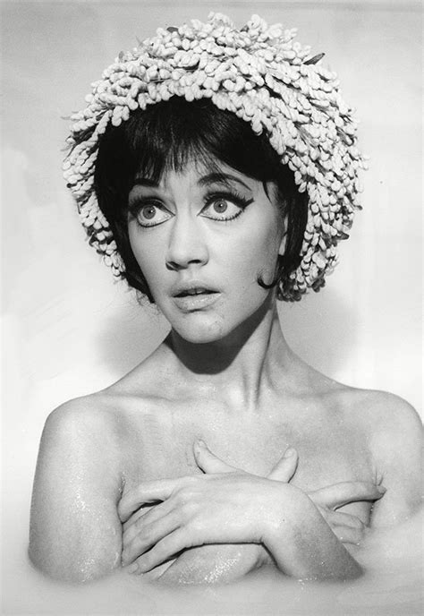 Celebrity Big Brother Amanda Barrie Strips Topless Daily Star