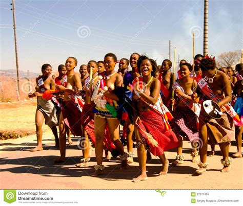 This country is ruled by a swazi king. Women In Traditional Costumes Marching At Umhlanga Aka ...
