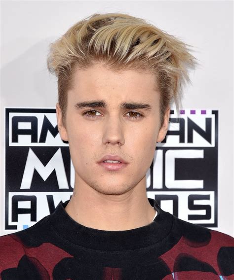 Justin Bieber Celebrity Hairstyles Makeover Golden Brown Hair