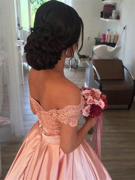 28 Ball Gown Hairstyles For Long Hair Hairstyle Catalog