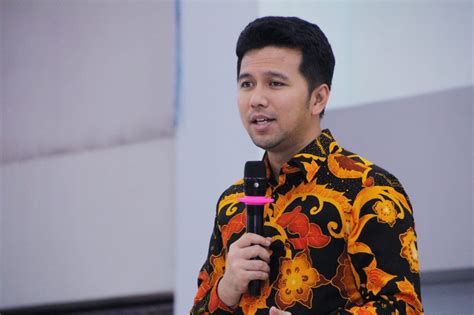 Kisah sukses emil elestianto dardak: Tips dan Trik Cara Kuliah Sukses Menurut Wagub Jatim Emil ...