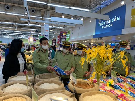 Theo sở y tế, tình hình dịch bệnh phức tạp, đến khám tại các bệnh viện, lây lan rất là nhanh với chủng virus delta, tp. Hải Phòng: Tích cực kiểm tra, khảo sát, đánh giá tình hình ...