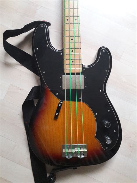 Vintage Modified Precision Bass Tb Squier Audiofanzine