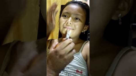papá sacándole dos muelas de leche a mi hija madison youtube