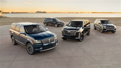 3 Row Luxury Suvs Compared 2020 Bmw X7 Vs Cadillac Escalade Lincoln
