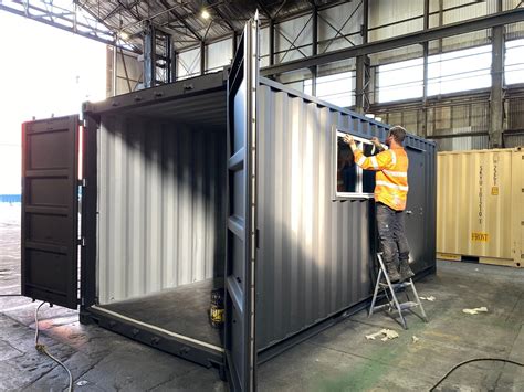 20ft Used Shipping Container With Access Door And Sliding Window Fitted