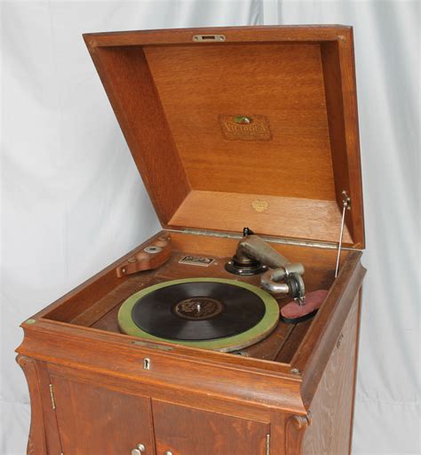 Bargain Johns Antiques Antique Oak Victor Victrola Xiv Record Player