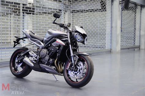 Triumph presenta su nuevo modelo imágenes de nuestro último entrenamiento big trail en off road junto a nuestro instructor freddy. Triumph Street Triple RS และ Bonneville Bobber คว้า Big ...