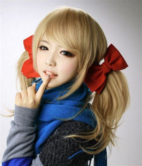 If you have very long hair that is a dark brown natural color, then go for these highlights. light ash blonde hair on an asian | Kawaii hairstyles ...