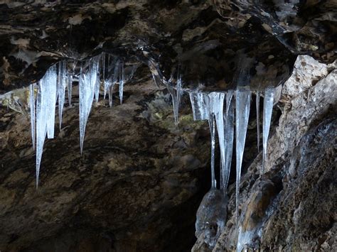 Discover Utah Top Ice Caves For Adventures Skeehive