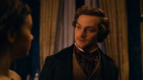 He portrays henry 'ship' shipley on apple tv+'s dickinson. Finn Jones e Pico Alexander parlano del lavoro con Apple ...