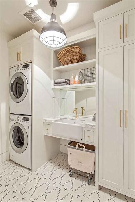 It only cost me under $10! 55 DIY Laundry Room Storage Shelves Ideas (With images ...