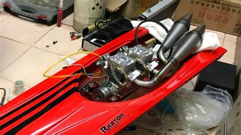 S Hydro Rc Boat Rc Speed Boat 300 Km H 2 Cylinder Engine Youtube