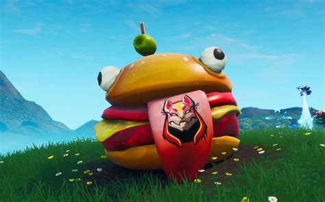 Durr burger.that showed up in the california desert. 'Fortnite': Where To Visit The Drift-Painted Durr Burger Head Location For The Road Trip Challenge