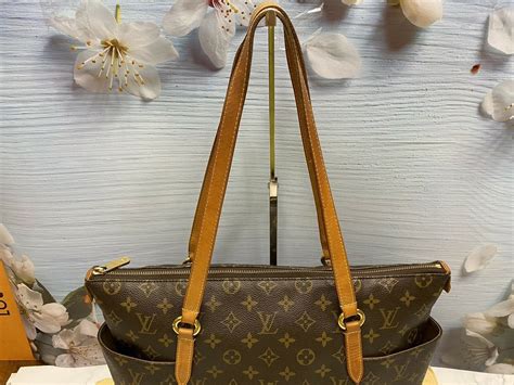 ️sold ️ Louis Vuitton Totally Mm Monogram Shoulder Tote Handbag Mb2059