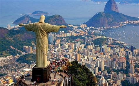 Statue Of Jesus Rio De Janeiro Wallpaper Wallpaper