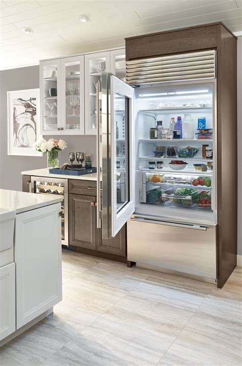 They make a couple of models. Sub-Zero 36" Classic Over-and-Under Refrigerator/Freezer ...