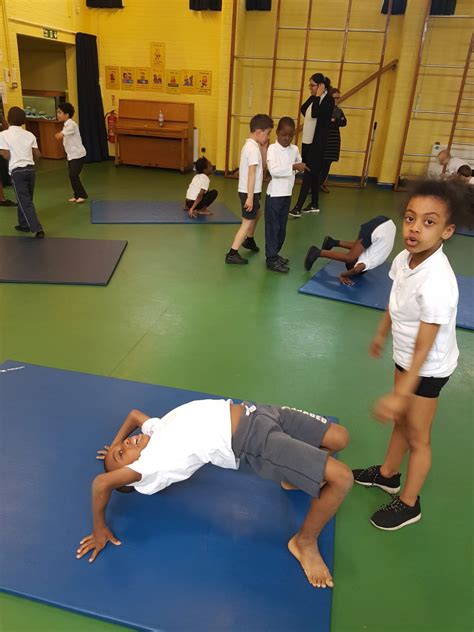 PE lesson | Tiverton Primary School