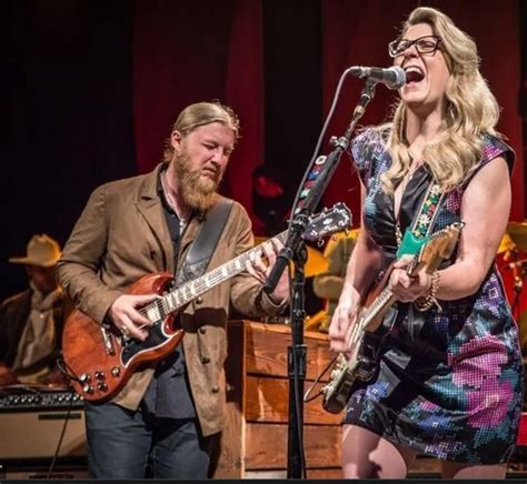Tedeschi Trucks Band At Beacon Theatre On 1 Oct 2022 Ticket Presale Code Cheapest Tickets