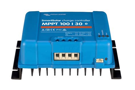 Victron Energy SCC110030210 Smart Solar MPPT 100/30 Charge Controller