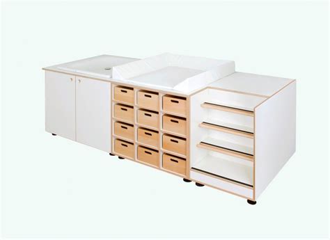 Finde diesen pin und vieles mehr auf baby von michaela baumhüter. papoq Wickeltisch U3 Kindergarten | Wickeltisch ...