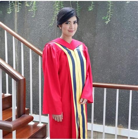 Daftar lengkap pemain mega series suara hati istri zahra indosiar, biodata, profil, pemain, pemeran, umur, agama dan lainya. Biodata, Profil dan Fakta Raya Kohandi