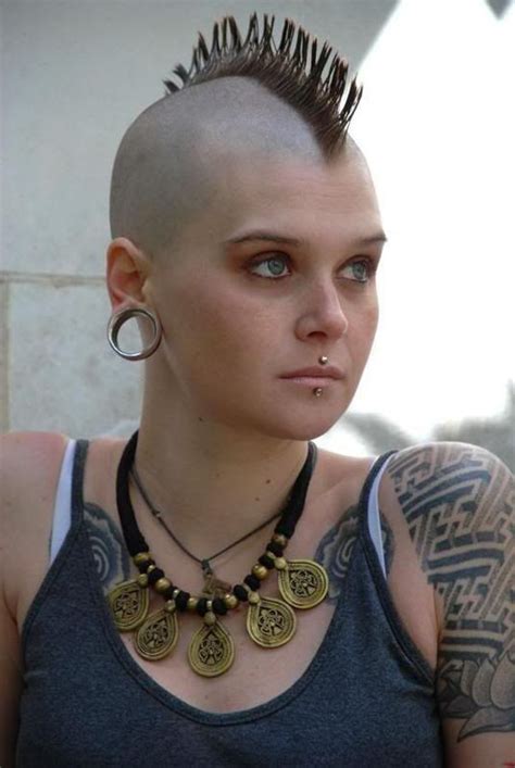 Pin By MADCAP On PUNK LIVES MATTER Girl Mohawk Punk Mohawk Punk Hair