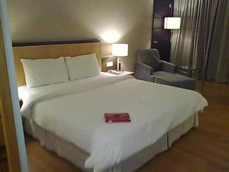 Sibu town square and sing kwong shopping complex are also within 3 mi (5 km). comfortable - Picture of Kingwood Hotel, Sibu - Tripadvisor