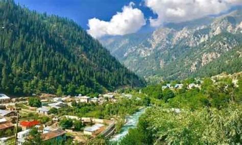 Tourists Flock To Nuristan The Daily Outlook Afghanistan