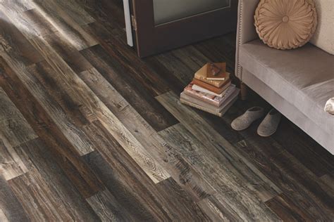Las Vegas Luxury Vinyl Planks And Tiles Expert Flooring Solutions