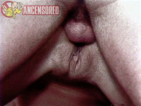 Naked Linda Lovelace In Deep Throat