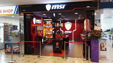 Low yat plaza is kuala lumpur's largest it mall with around 500 shops spreading over 7 floors. MSI Malaysia Launches Concept Store at Low Yat Plaza ...