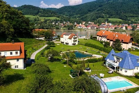 Besonders schön ist es direkt dem frei fliessenden fluss entlang, wie z.b. RESIDENZ-WACHAU: Bewertungen, Fotos & Preisvergleich ...