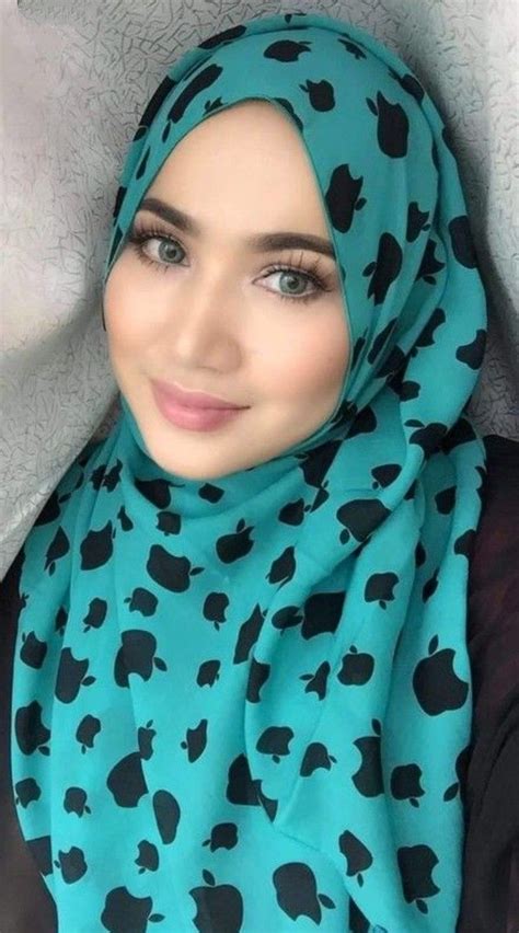 Pin By Savvyjummy On Hijabis Inn Mode Wanita Wanita Gaya Remaja