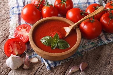 Comment faire de la sauce tomate maison