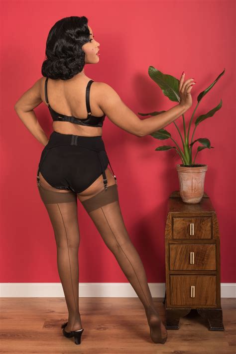 Retro Seamed Stockings Années 1940 en Café