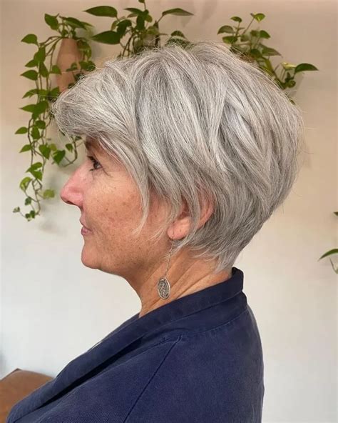 Short Hairstyles 2023 For Women Over 60 These Dashing Haircuts Flatter Older Ladies