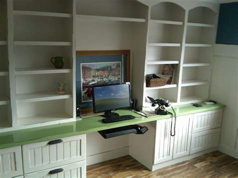 Built In Bookshelves With Computer Desk Bookshelf Furniture
